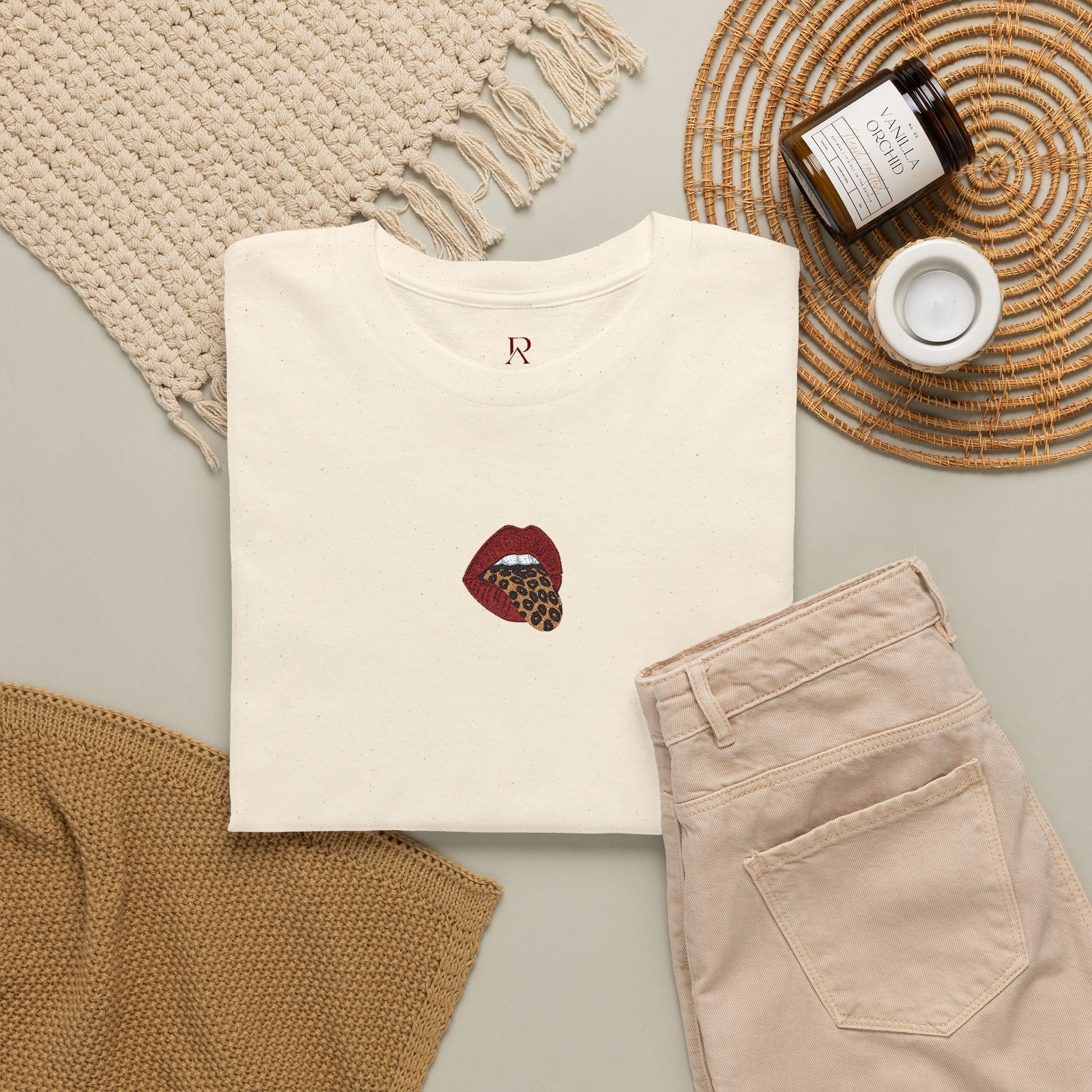 Hot Lips Old Money Tee