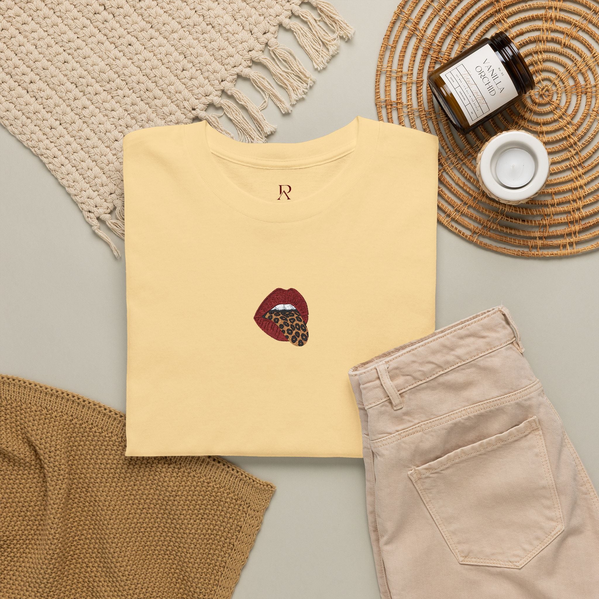 Hot Lips Old Money Tee
