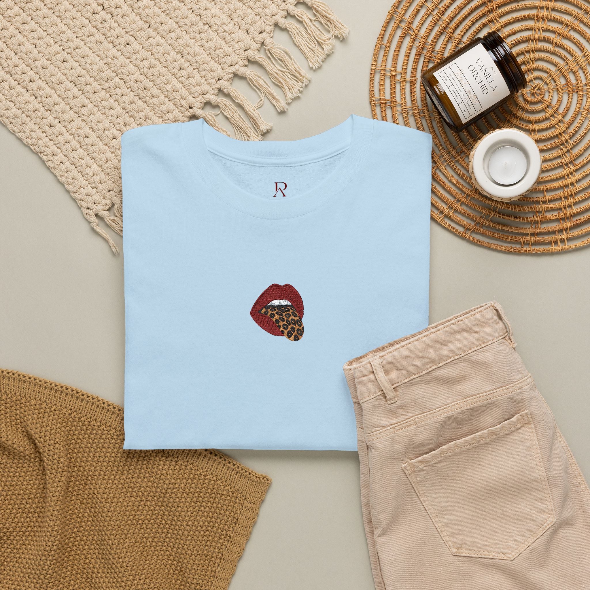 Hot Lips Old Money Tee